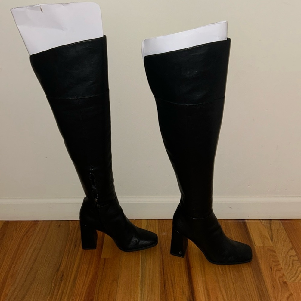 No damage over the knee Sam Edelman black boots 7